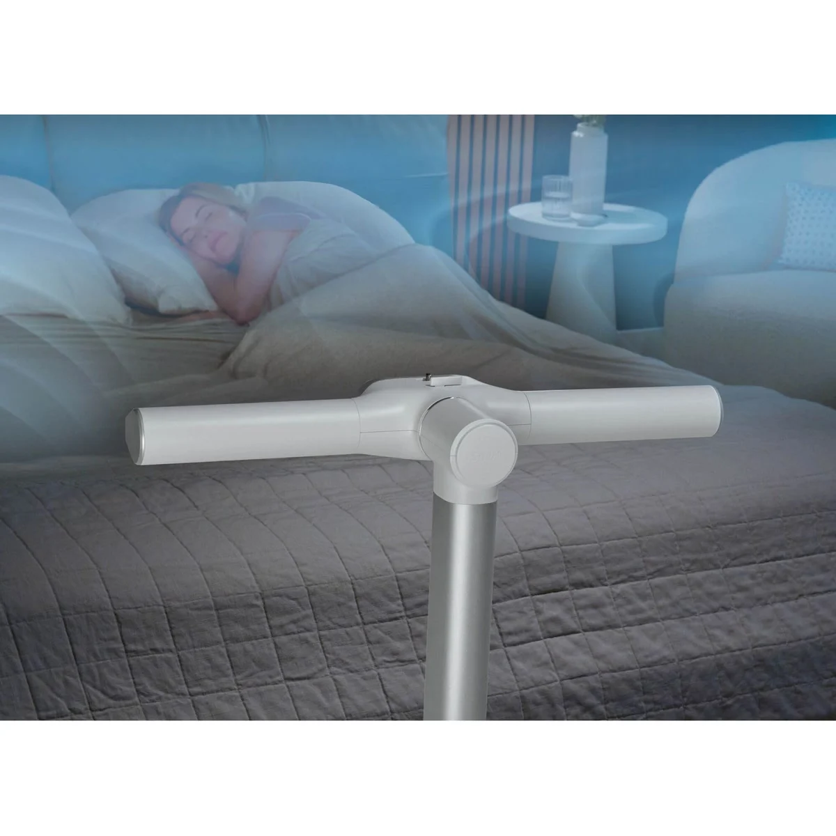 Le Shark TurboBlade Cool + Heat à l’horizontale, au pied du lit, en ventilation